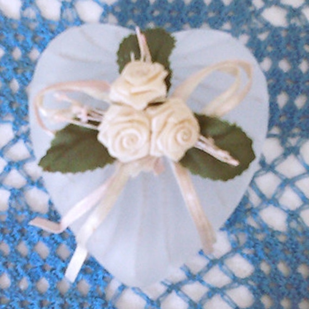 Vintage Heart Shaped Frosted Glass Trinket Box with Silk Roses, Keepsake Box, Sm